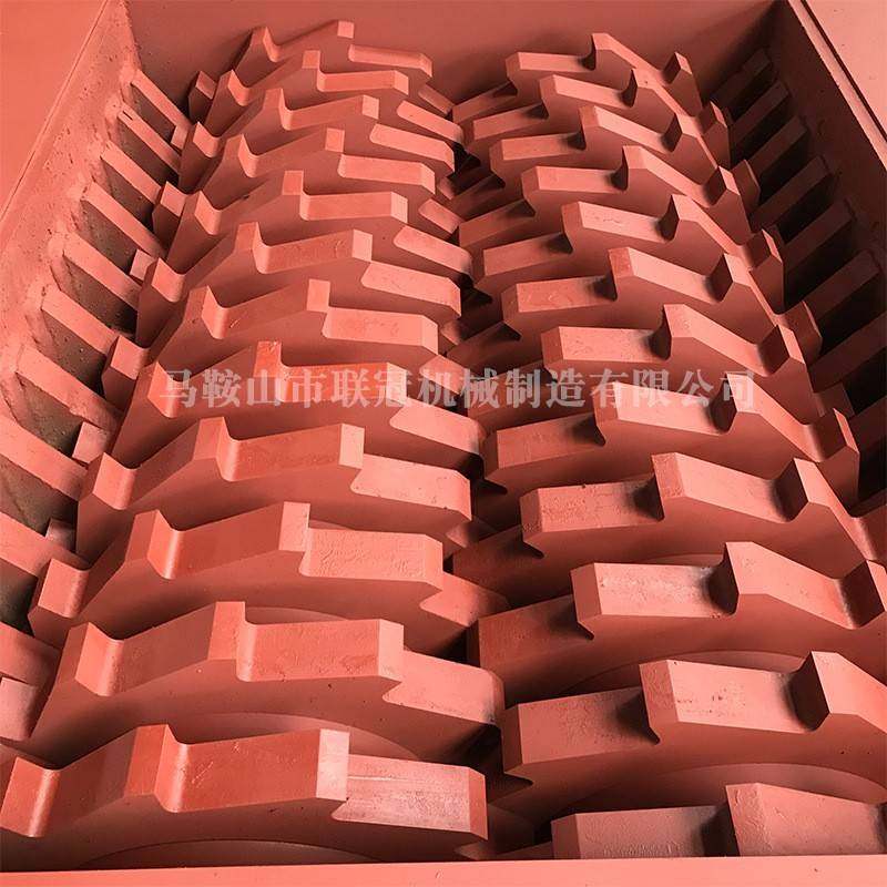 Manufacture of shredder blades, knife boxes, crusher chassis, and various specifications of shredder blades can be customized