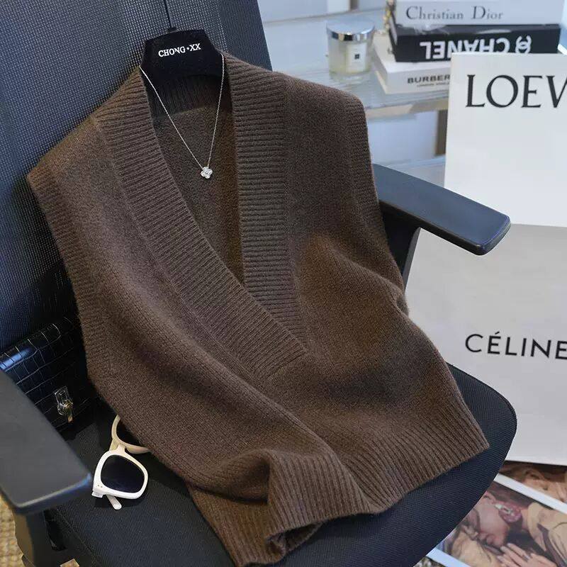 高级感V领羊毛针织马甲女秋冬时尚气质软糯内搭毛衣背心无袖上衣,淘宝优惠券,粉丝福利购,淘宝优惠卷