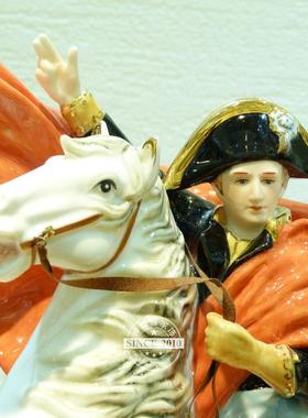 高档欧式陶瓷工艺品办公桌面客厅玄关屏风柜摆件饰品拿破仑摆设