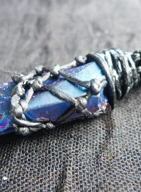 丑石 天然不规则不平整电镀白水晶柱编织南美异域风半网兜石吊坠