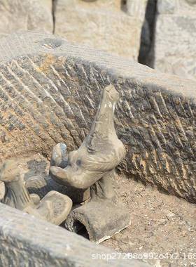 供应民间老石槽牛槽老式旧猪槽马槽各石磨流水景观