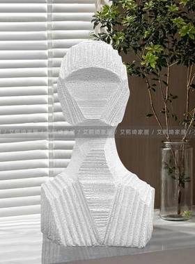 现代简约抽象人物雕塑艺术品客厅电视柜橱窗家居软装饰品桌面摆件