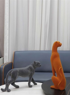 现代简约植绒金钱豹动物摆件客厅玄关办公室样板房家居轻奢装饰品