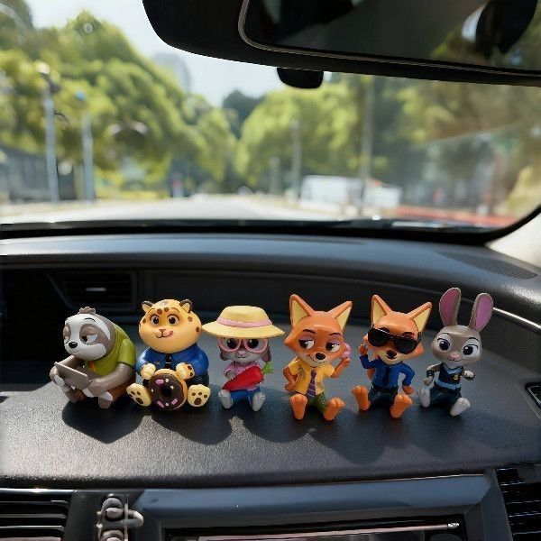 车载摆件肩靠肩疯狂动物城朱迪尼克汽车内中控台屏幕摆件装饰公仔 - 图0