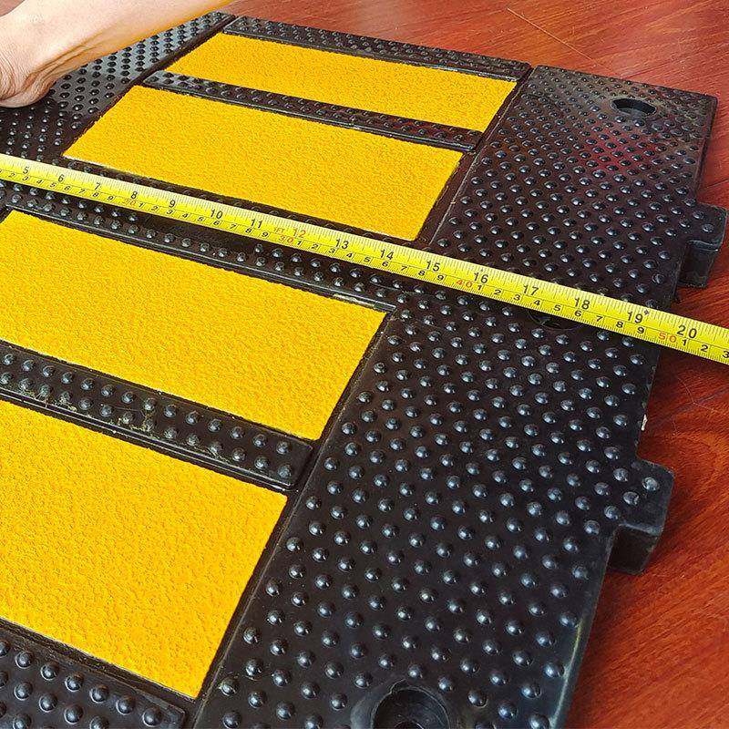 三门交通设施500*600*50mm欧式橡胶减速带耐压承重缓存带,淘宝优惠券,粉丝福利购,淘宝优惠卷