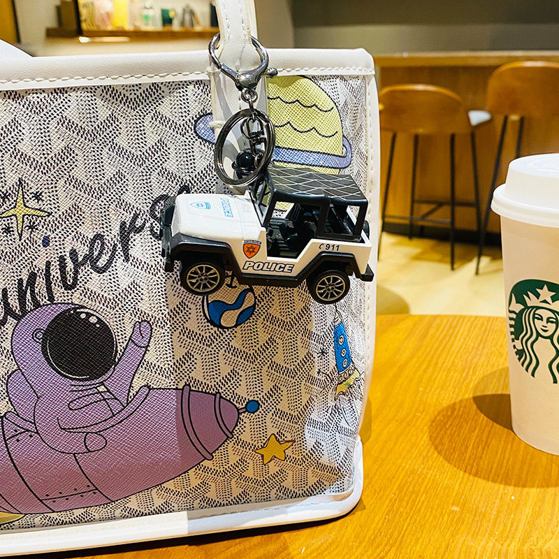 正版吉普回力警车钥匙扣创意个性情侣包炫酷迷你模型挂件厂家,淘宝优惠券,粉丝福利购,淘宝优惠卷