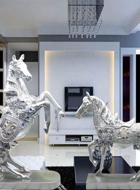 马元素礼物酒柜装饰品摆件工艺品办公室客厅现代卧室室内创意骏马