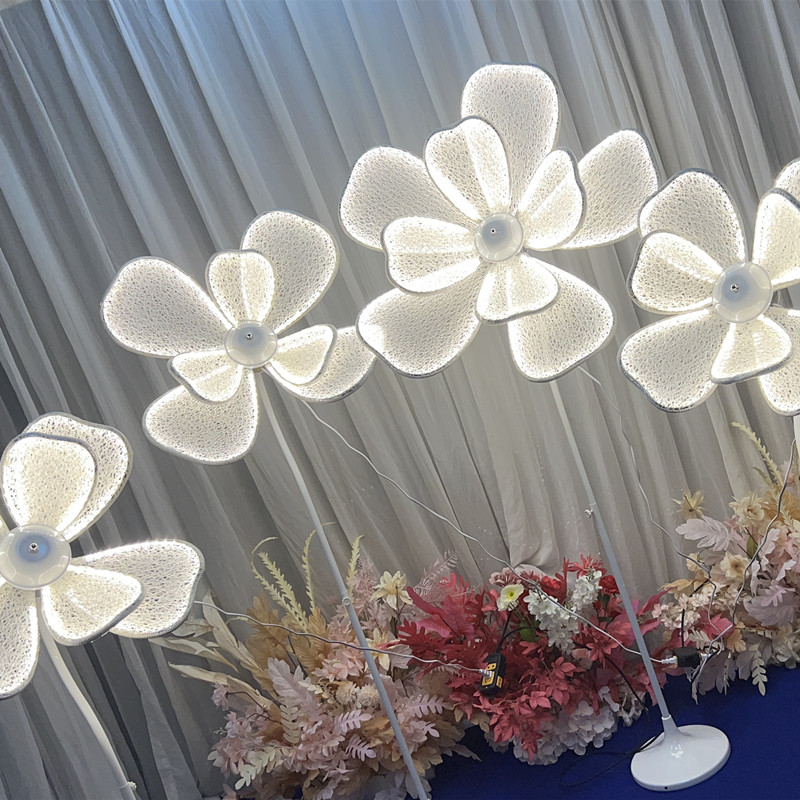 婚庆婚礼道具牡丹花发光路引灯t台蕾丝铁艺舞台场景装饰布艺背景,淘宝优惠券,粉丝福利购,淘宝优惠卷