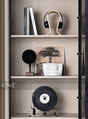 轻奢音乐主题仿真立式黑胶复古唱片机留声机样板间U售楼处书房摆