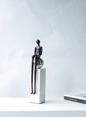 现代艺术创意简约抽象人物摆件玄关客F厅书房售楼处样板间轻奢饰