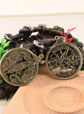 古玩铜器古董收藏仿古黄铜龙牌洪宪纪元双龙一两铜钱铜挂件铜吊牌