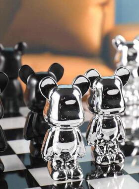 现代轻奢创意水晶棋盘摆件暴力熊黑白棋子套装客厅书房软装饰礼品