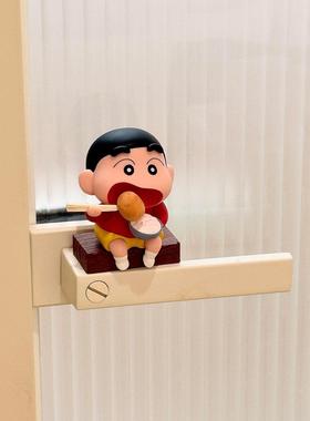 蜡笔小新摆件客厅门把手装饰可爱卡通玄关电视柜桌面创意解压摆件