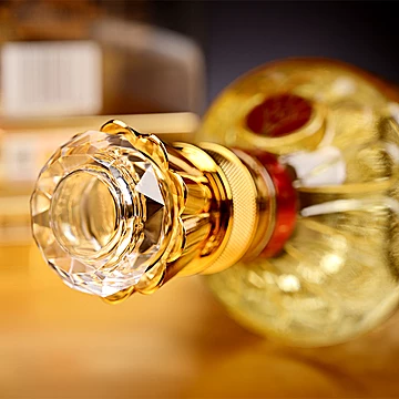 五粮液股份出品新礼佳酿水晶500ml*2瓶[100元优惠券]-寻折猪