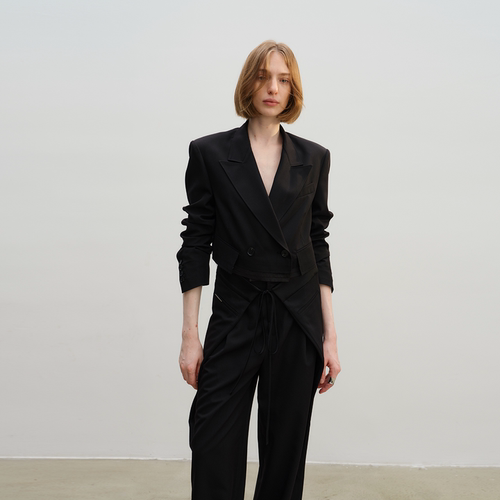 APARALLEL枪驳领拼毛边短款西服脚口开衩直筒西裤双层下摆短西服 - 图0