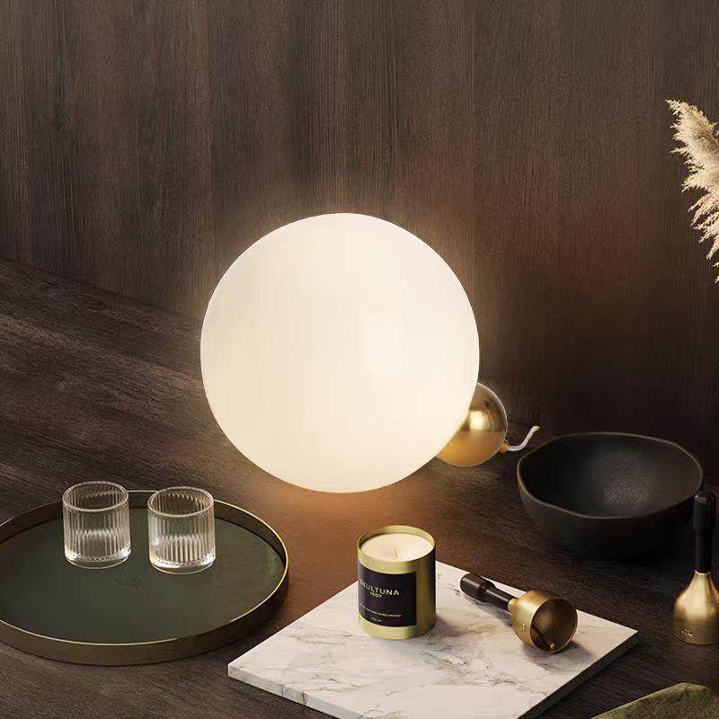 北欧设计师玻璃球台灯夜灯氛围灯床头主卧室床头灯可调光床头柜,淘宝优惠券,粉丝福利购,淘宝优惠卷