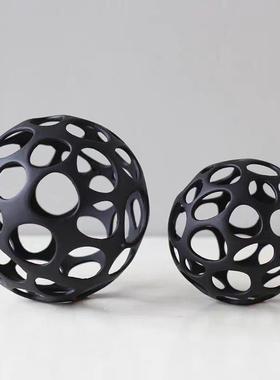 现代简约房北欧金属镂空球摆件板间办公室样书0239圆书桌轻奢软装