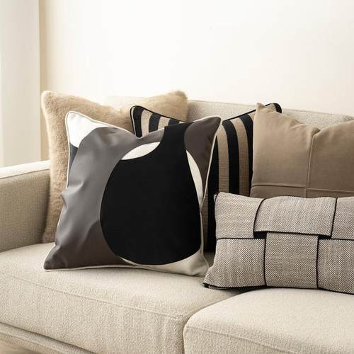 现代简约轻奢抱枕黑咖色靠枕摩登都市客厅沙发靠垫高级感酒店靠包 - 图0