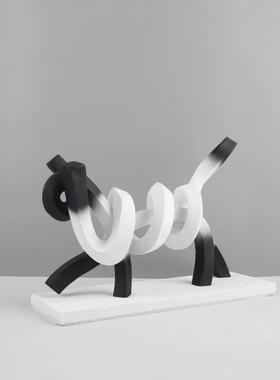 欧式轻奢抽象扭曲条1061咪趣味树线脂摆件儿猫童房关客厅玄家居装