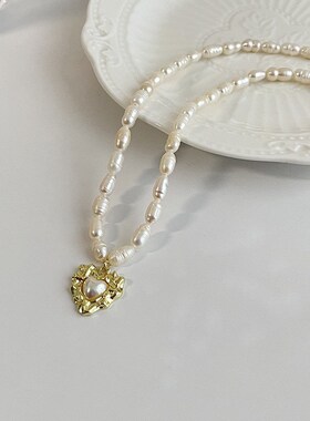 法式复古心形淡水珍珠项链 新款重工小众设计感锁骨链 冷淡风颈链