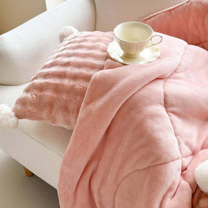 兔毛绒NS-2024抱枕被子两用合一车用午睡枕头二被2025新载折叠款,淘宝优惠券,粉丝福利购,淘宝优惠卷