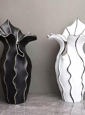 轻奢CAD式不规则抽象花客厅玄关电视柜创意花台器摆件面瓶软装欧