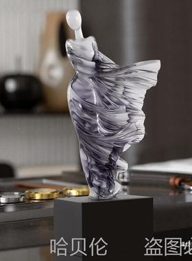 人物感透明树奢脂艺术AL822886件现代房创意摆酒柜雕塑书装轻新款