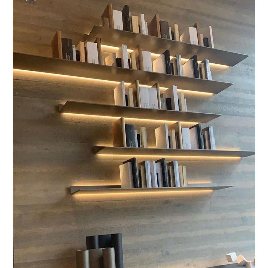 属一字GWD墙隔板室房间壁挂卧靠发光展架搁板墙上置物金架带灯层 - 图3