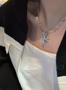 十字架锆石别针项链女2024新款爆款甜酷配饰轻奢小众高级感锁骨链