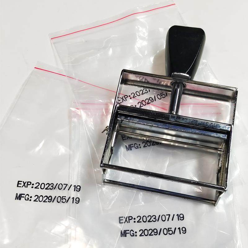 纸箱打码机大号数字体手动编织袋外箱生产日期打印手持喷码器三排,淘宝优惠券,粉丝福利购,淘宝优惠卷