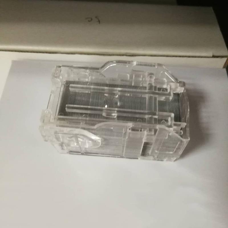 P1 stapler stapler with three boxes of staples in stock