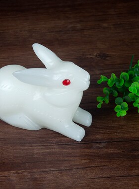 天然玉石兔子摆件生肖兔生日礼物玉雕小兔子白兔玄关酒柜家居装饰