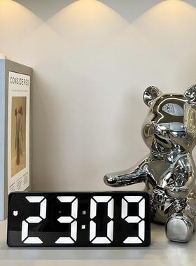 轻奢暴熊时钟摆件领结熊+居客厅玄家关卧室电视柜房间饰摆力件装