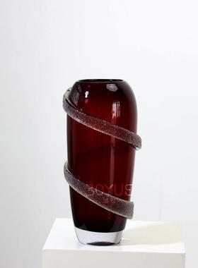 现代简约红色碎BY5354冰缠丝设计琉璃花瓶家居样客桌棕厅面插装板