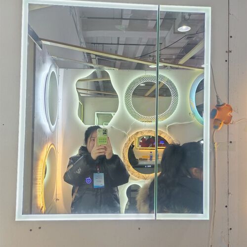 定制智能镜镜柜门铝合金门框浴室镜柜门带灯除雾承接工程单 - 图1