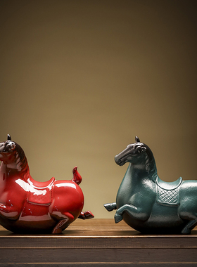 创意陶瓷招财唐马摆件吉祥动物工艺品中式客厅办公室书房玄关装饰