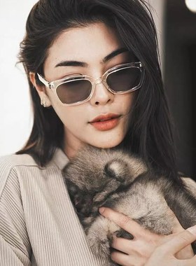 faye同款防蓝光自动感光变色眼镜可配近视墨镜女术后显脸小太阳镜