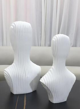 现代简约1323几何象白色抽卧人物雕塑树脂摆客厅室件玄关酒店家居