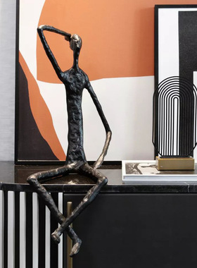 抽象铸铁黑人雕塑吊脚坐姿人物摆件样板房售楼部电视柜客厅家居