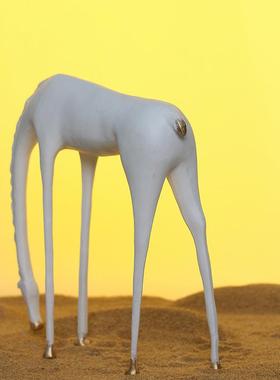 轻新无品牌/中奢式铁艺抽象生肖动物雕塑摆马艺件样板房酒店民宿