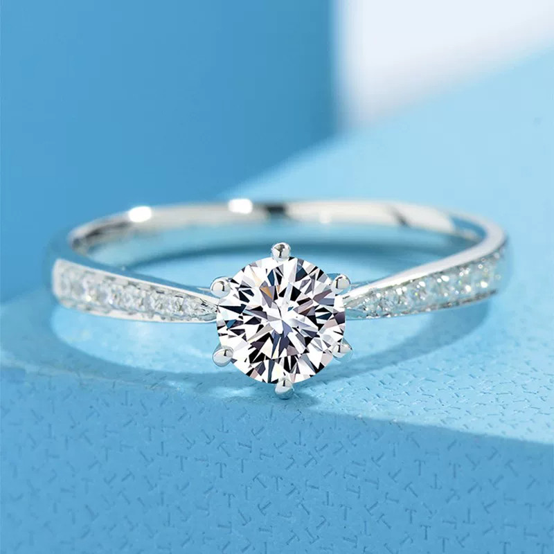 Micro-set six-claw diamond ring for women, one carat natural diamond GIA wedding proposal ring for girlfriend and wife on Chinese Valentine's Day