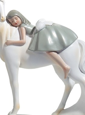 冥想可爱女孩摆件创意家居客厅装饰品女生房间书桌面少女心小摆设