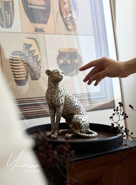 屿陌家居法式复古豹子摆件客厅玄关电视柜艺术软装高级感装饰品