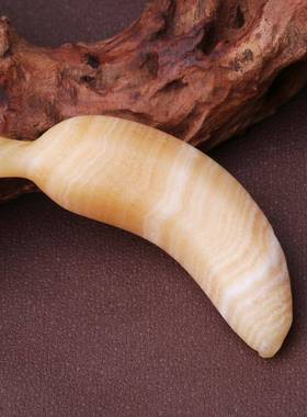 天然黄色石方解石原石水晶雕刻香蕉厅形465465状矿石宝客创意石头