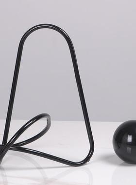 现代简约黑色抽象扭曲线条艺术摆件样板间卧室电视柜书房家居饰品