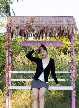 海装花饰摆件户外区网红打框卡相云朵秋千发光麦太保座椅创意雕景