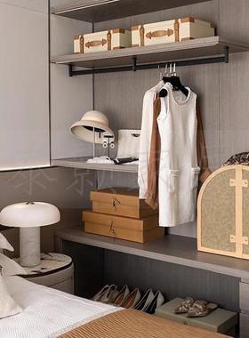 现代简约暖白调卧开放衣柜室架软装饰品层配摆件搭组合JJ样板间展