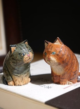 交头接耳歪头猫咪手工木雕小摆件卡通可爱动物办公电脑桌装饰