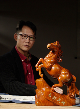 花梨木马雕刻摆件十二生肖木头马红木家居客厅办公装饰工艺品送礼