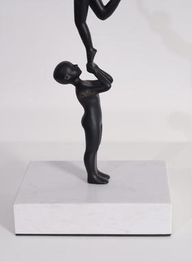 现代直播工作室间饰品端黑色合人物开组B0587步步高升景台桌面放